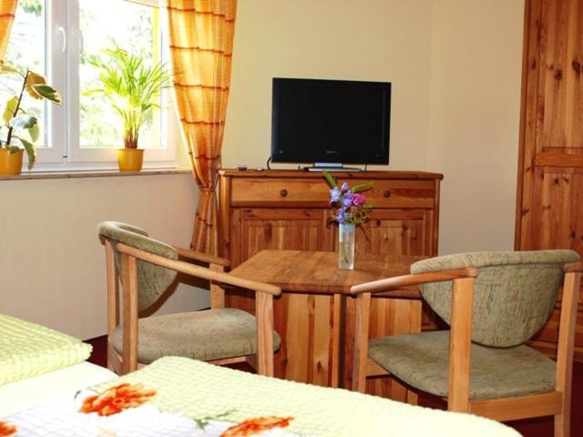 Landhotel Zum Honigdieb ริบนิทซ์-ดัมการ์เทิน ห้อง รูปภาพ